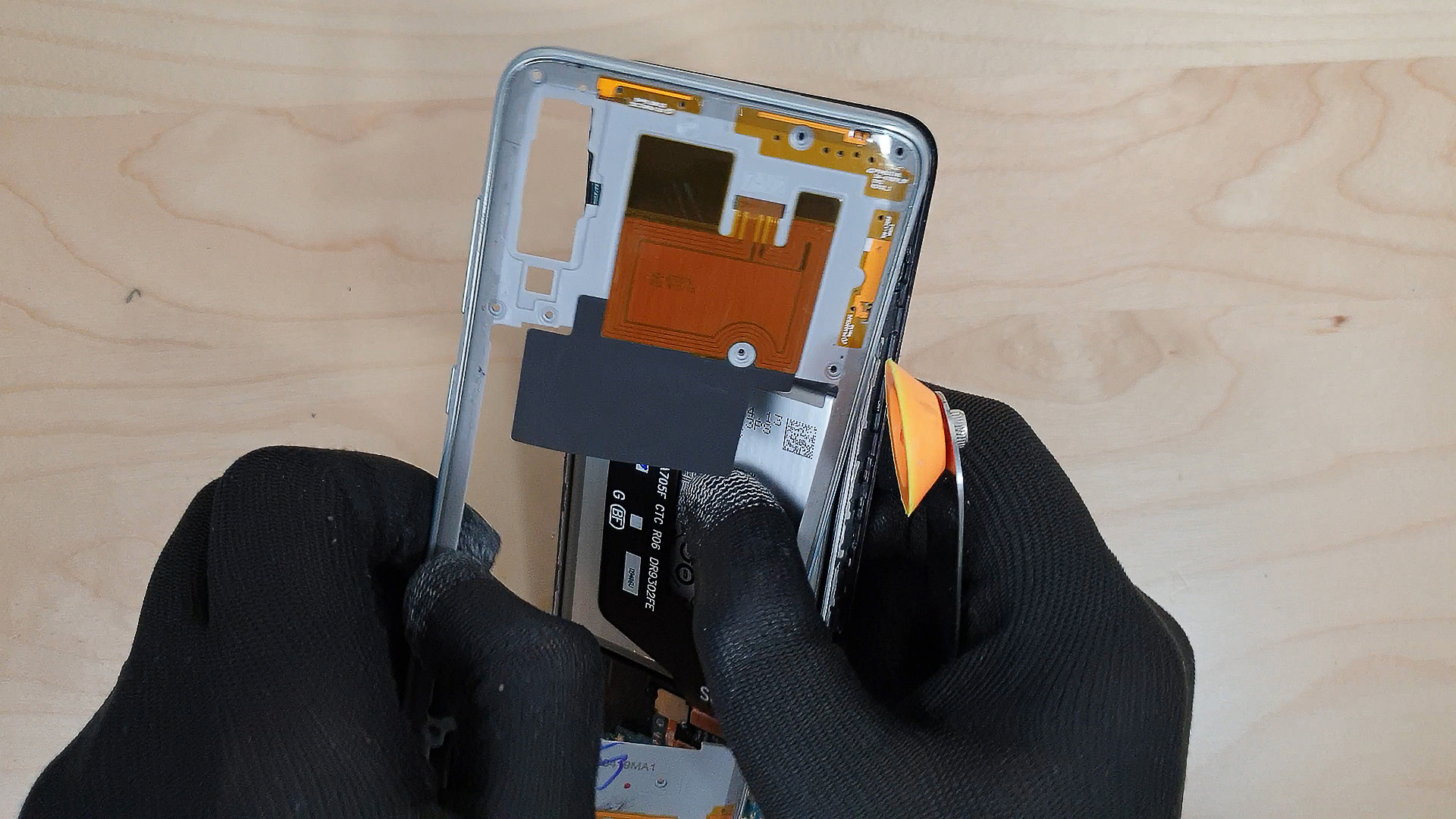Réparer un Samsung Galaxy A70 tombé dans l'eau - réparation réussie